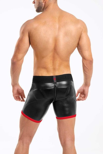 Basic Shorts mit Polstern. Reißverschluss hinten. Schwarz+Rot