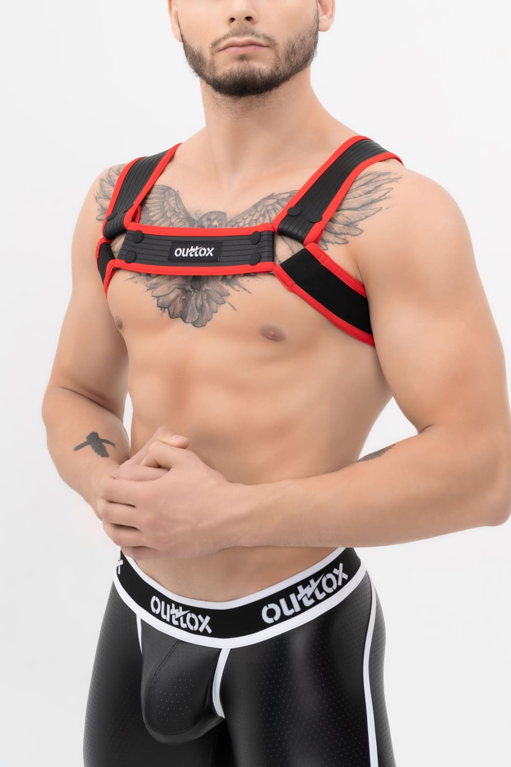 Outtox. Bulldog Harness with Snaps. Black+Red