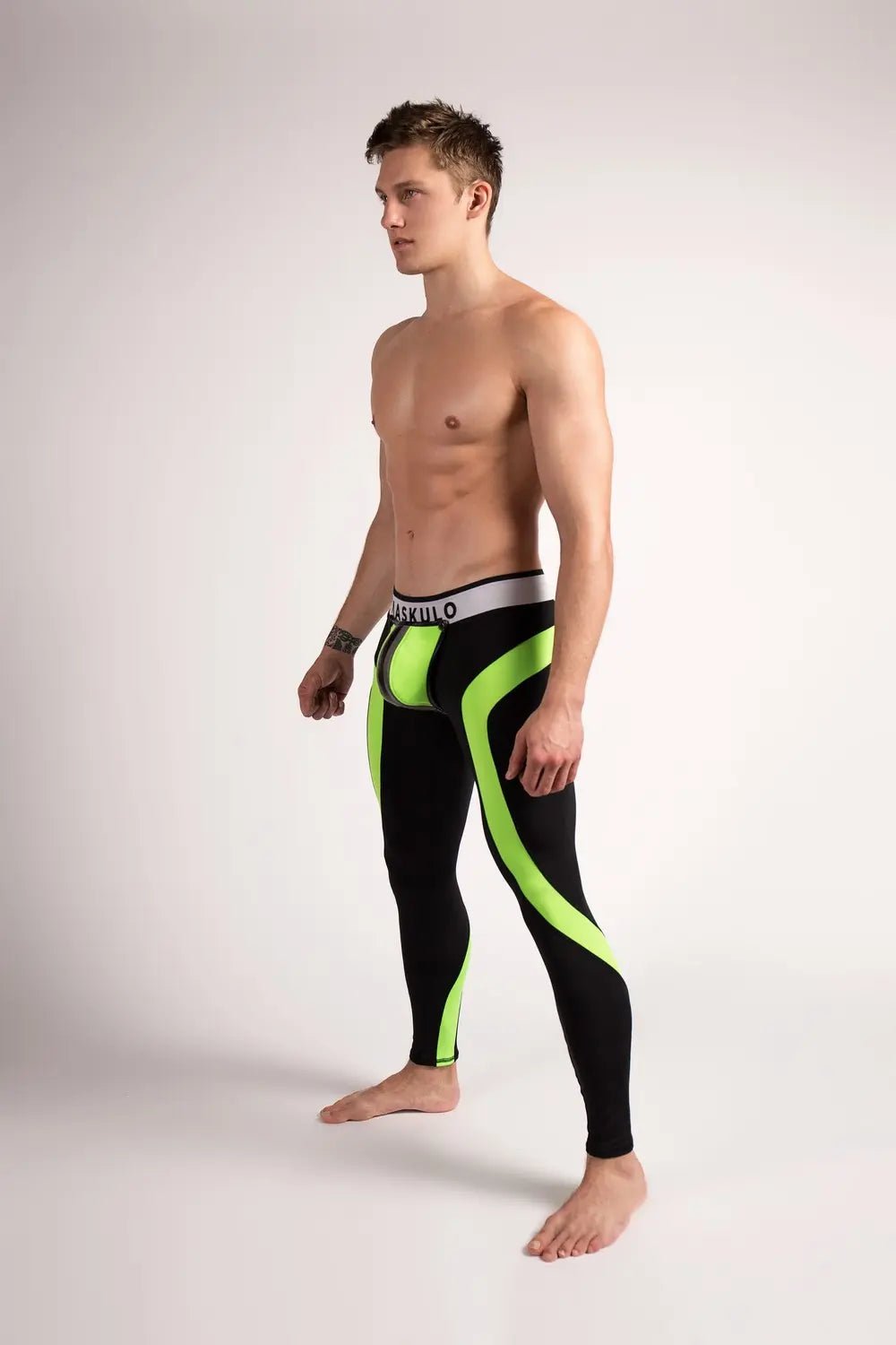 Youngero. Leggings, regular rear. Codpiece. Green Neon - Maskulo - MLG151-Y1 - Maskulo EU Global Online Store