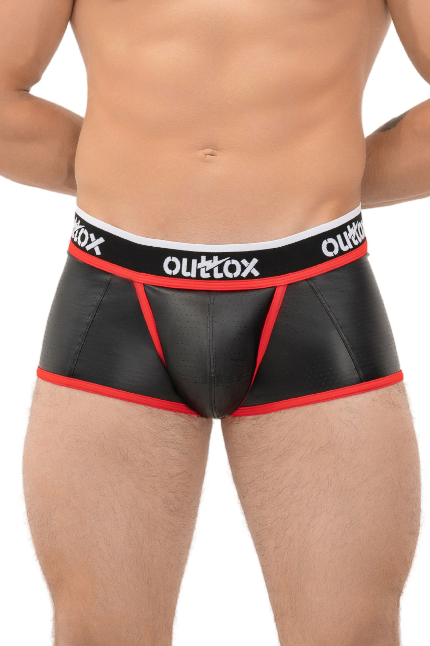 Outtox. Pantalones cortos con parte trasera abierta y bragueta a presión. Negro+rojo
