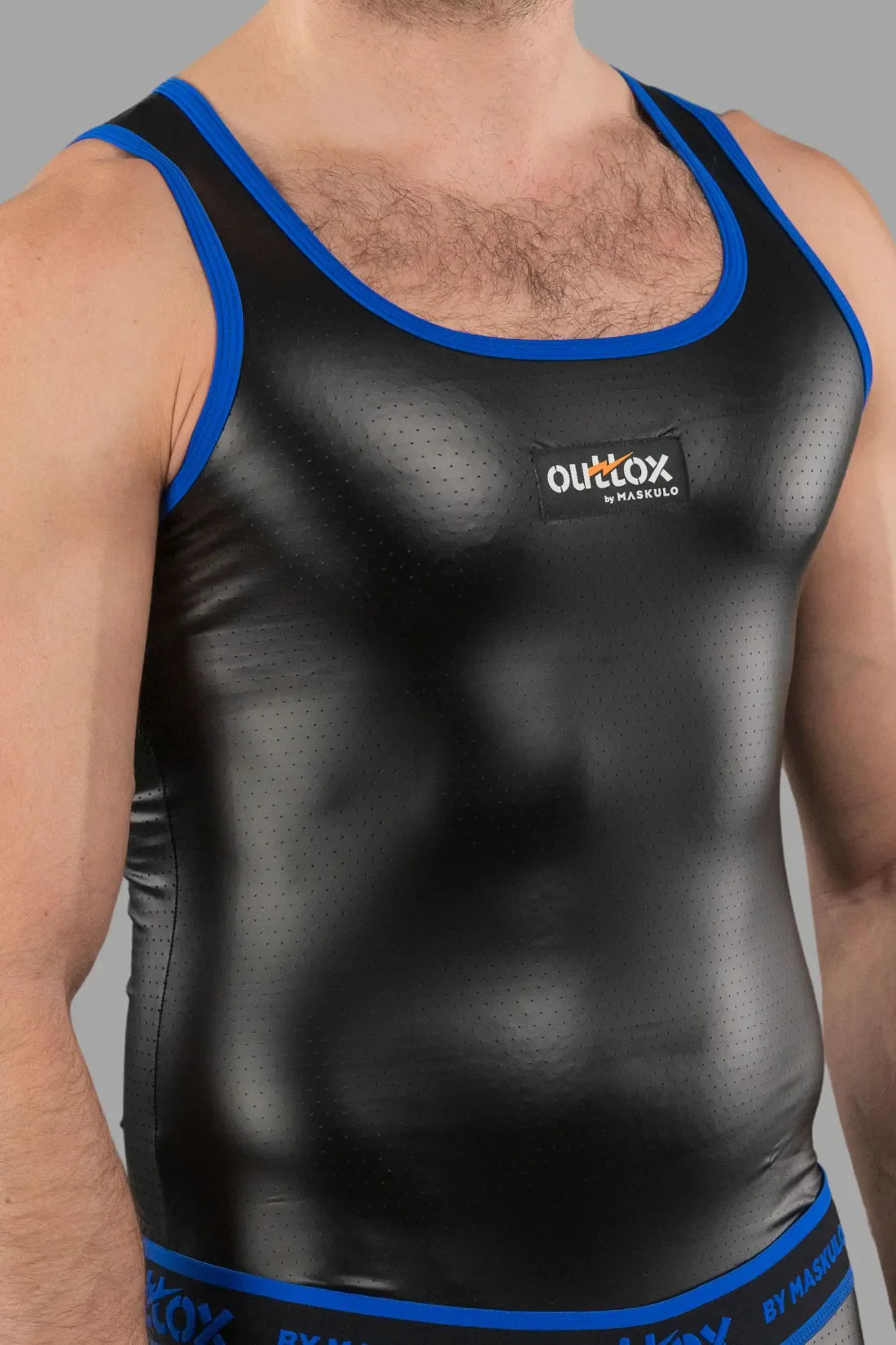 Outtox. Tanktop. Schwarz und Blau