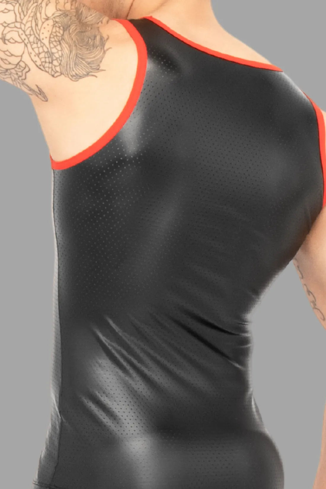 Outtox. Tank top. Black and Red