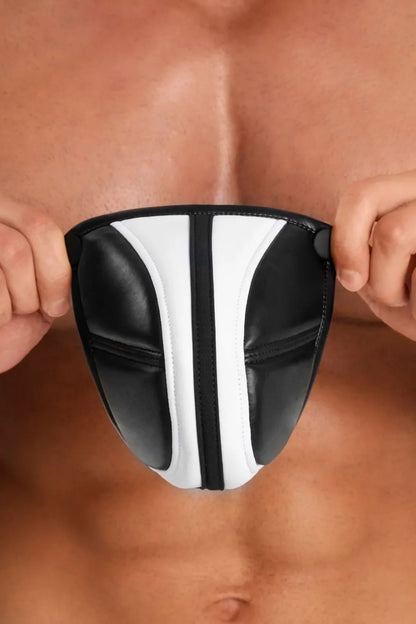 Basic Briefs with Pouch Snap. Black and White