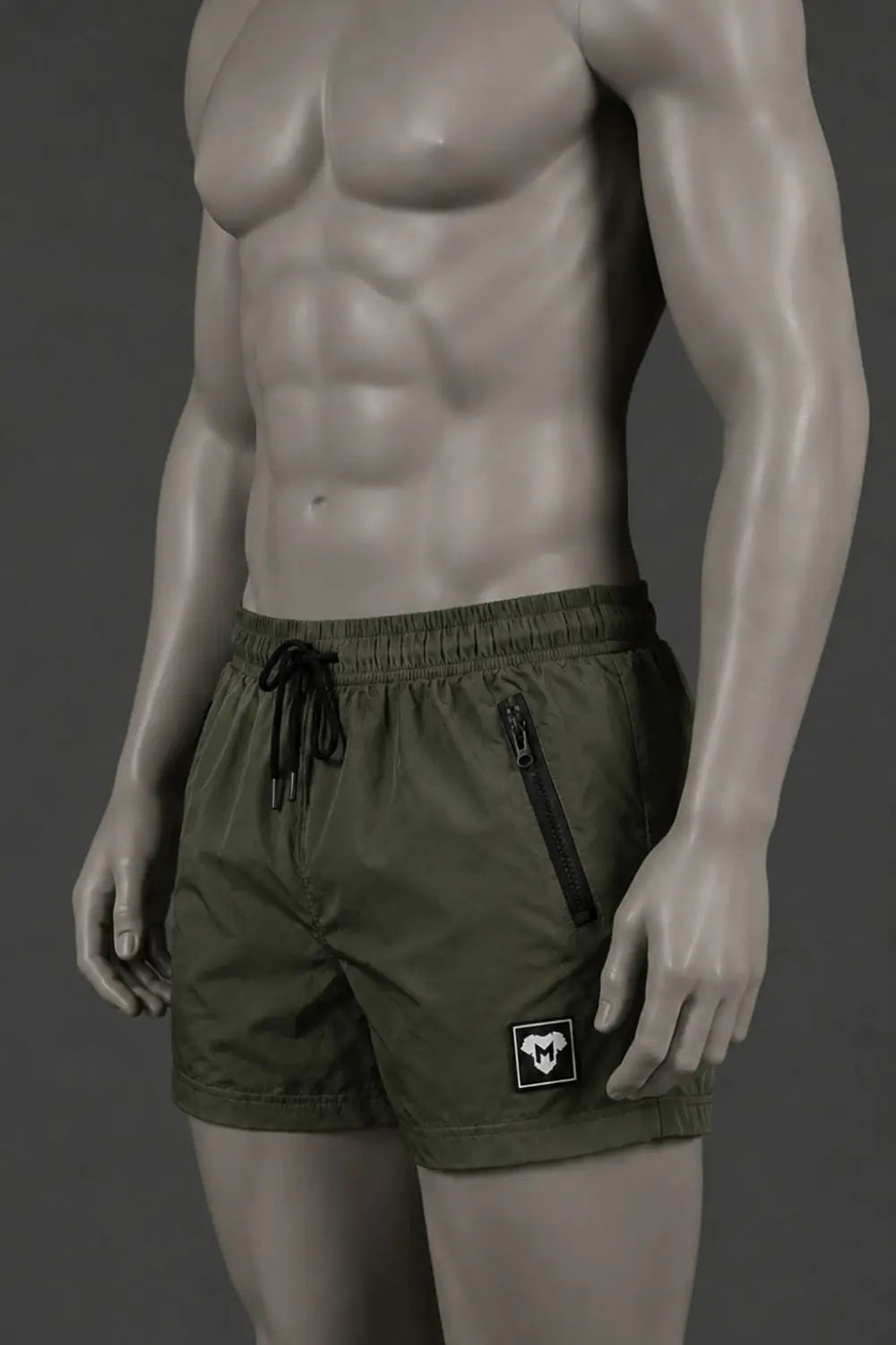 Jedd Synther Weiche Shorts mit Reißverschlusstaschen. Armeegrün