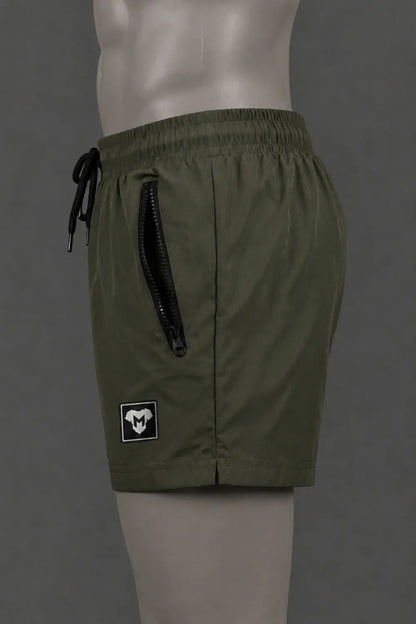Jedd Synther Weiche Shorts mit Reißverschlusstaschen. Armeegrün