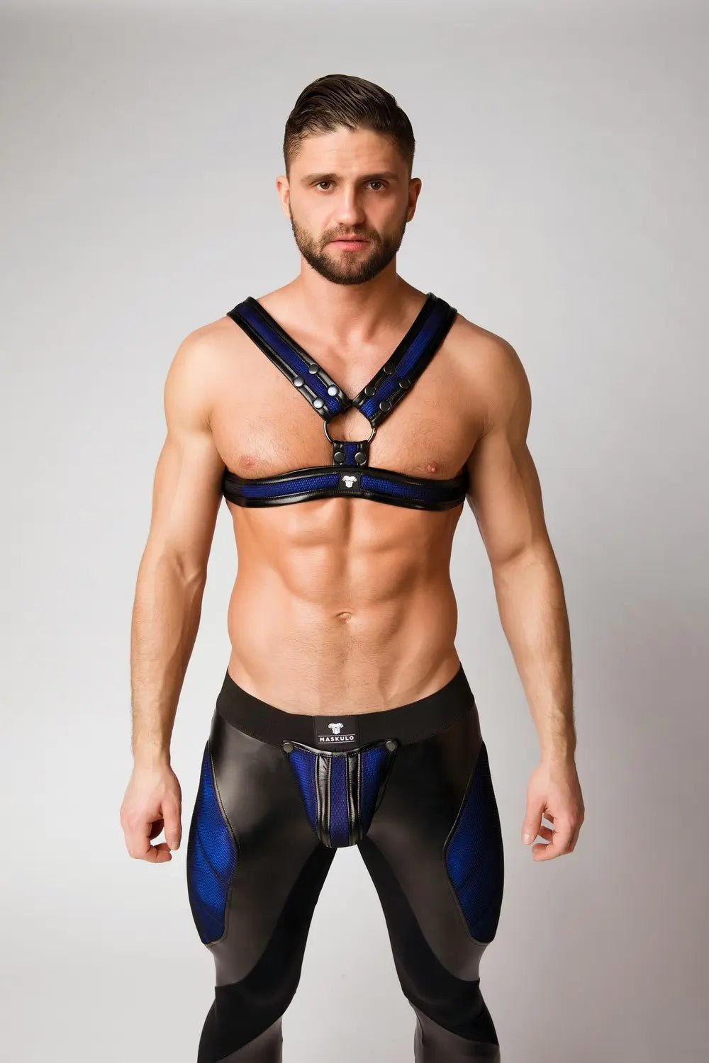 Armored. Color - Under. &