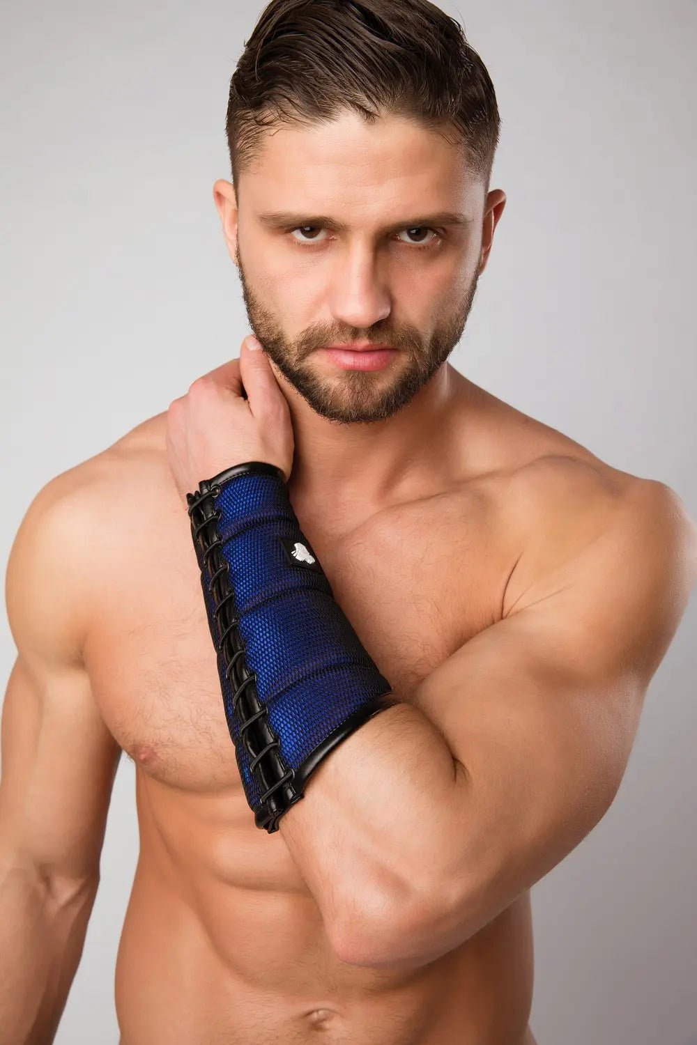 Armored. Color - Under. Forearm Guard Wallet (1 pc). Blue Royal - Maskulo - MAC136-Y1 - Maskulo EU Global Online Store