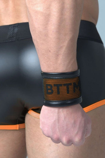 Youngero BTTM Orange Neon. Role Wristband - Maskulo - MAC174-Y1- Maskulo EU Global Online Store
